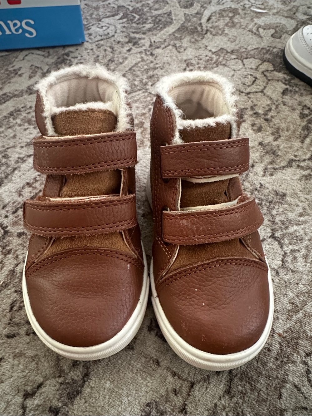 UGG Toddler Brown Faux-Leather High-Top Sneakers with Sherpa Lining